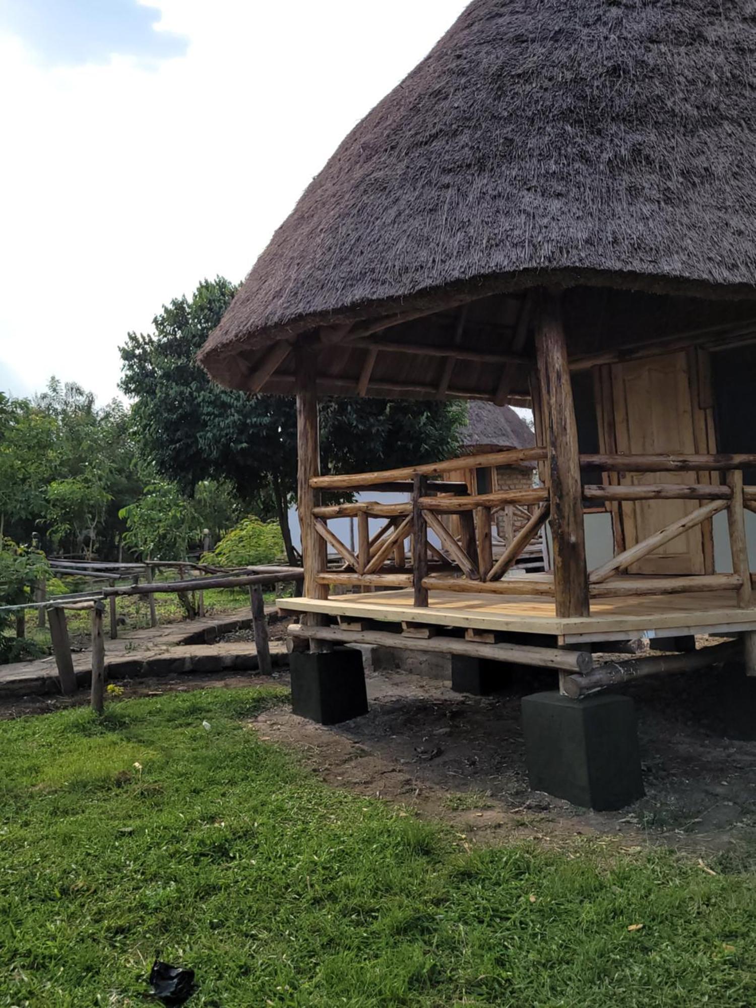 Songbird Safari Lodge & Campsite Katunguru Экстерьер фото