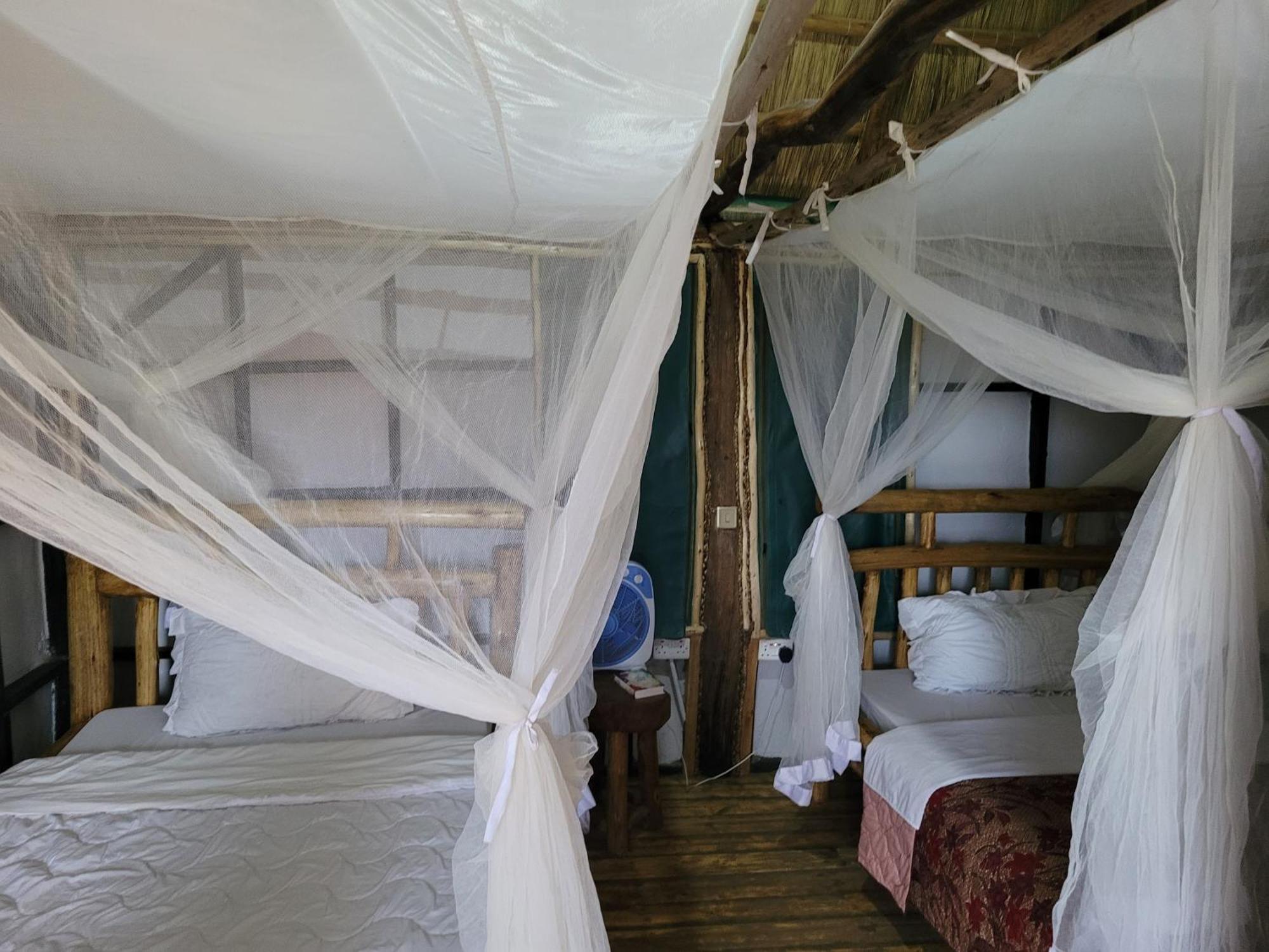 Songbird Safari Lodge & Campsite Katunguru Экстерьер фото